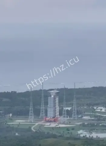 天舟十号飞船发射成功